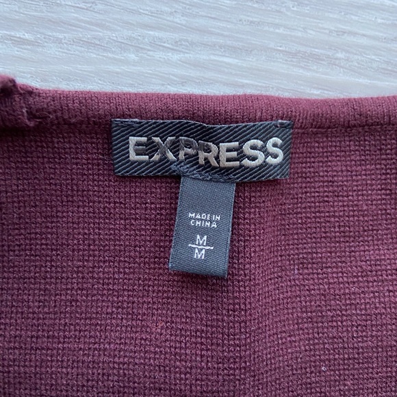 Express crop top - Picture 4 of 7